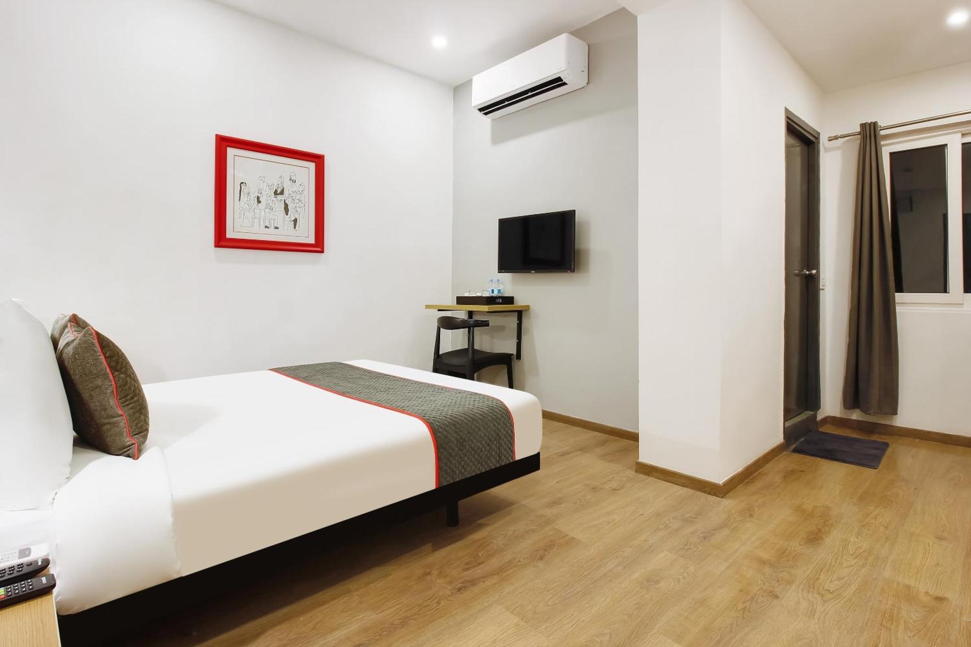 Super Townhouse The Cinco Hotel Near Esi Hospital Hyderabad Exterior foto